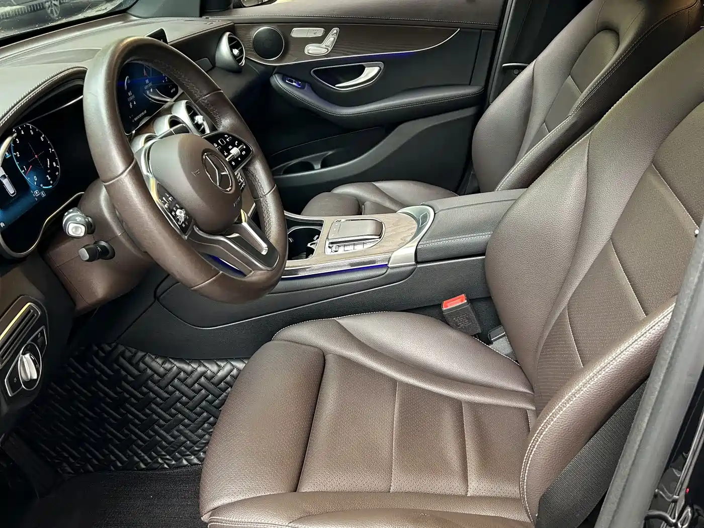 Mercedes-Benz GLC 2022 Facelift II GLC 260 L 4MATIC Luxury фото 13