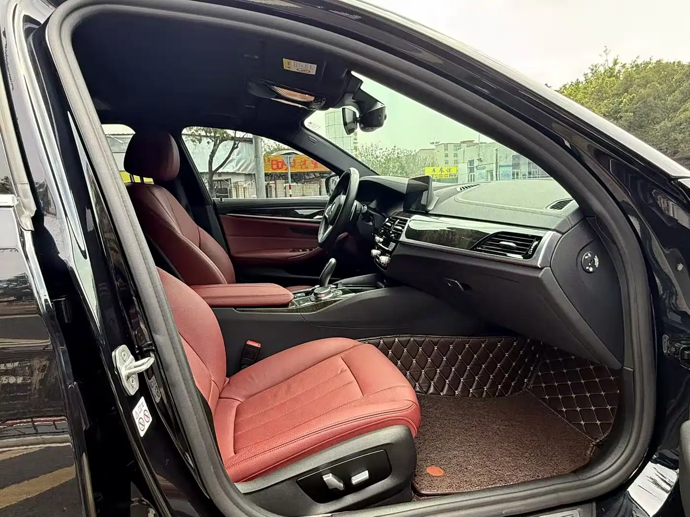 BMW 5 Series 2020 530Li Leading M Sport Package фото 7