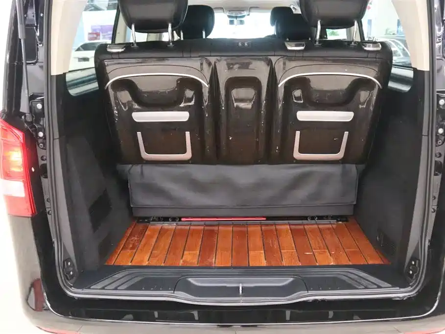Mercedes-Benz Vito 2020 2.0T Elite Edition (7-seater) фото 17