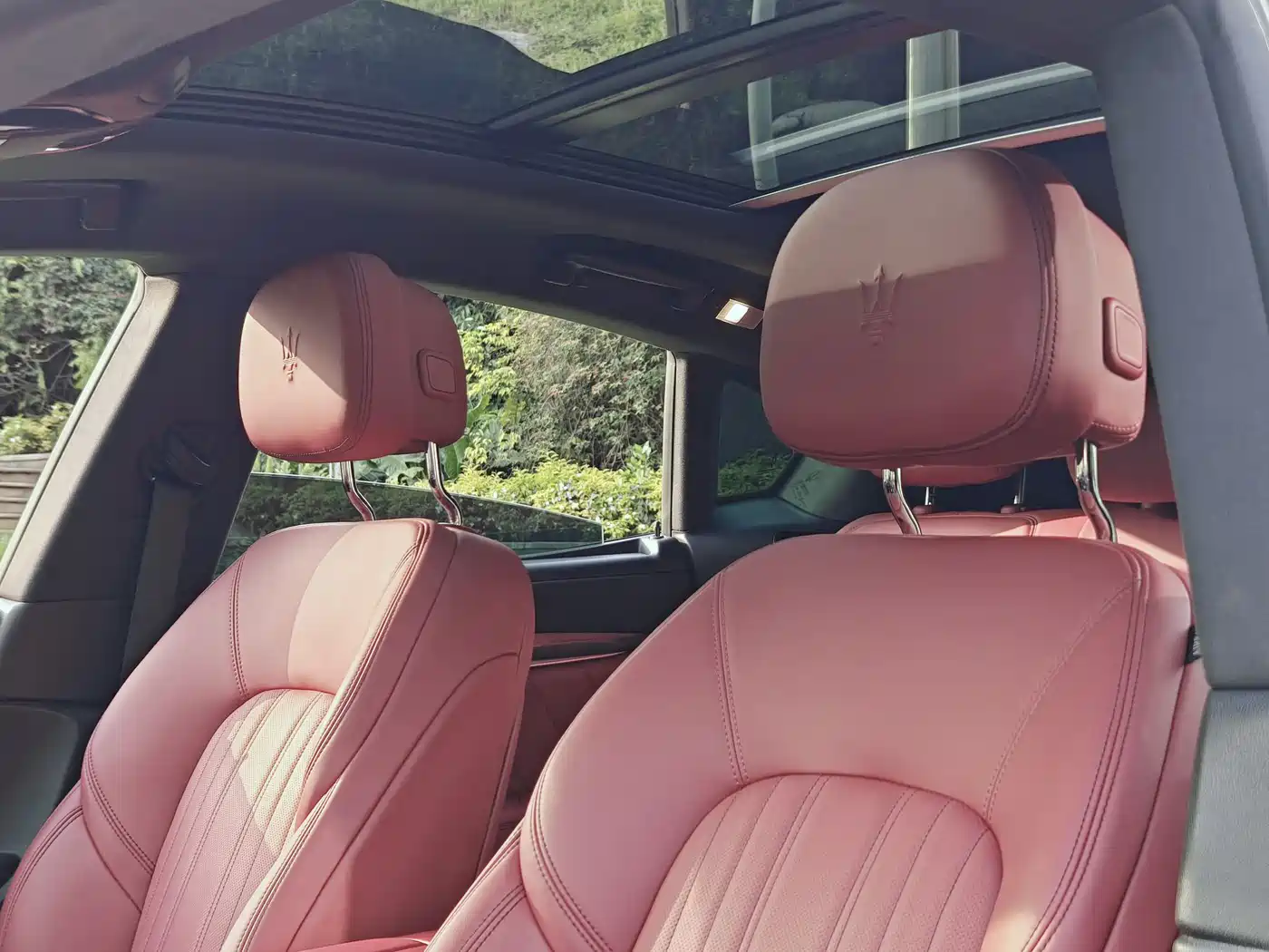 Maserati Levante 2021 3.0T Luxury Edition фото 9
