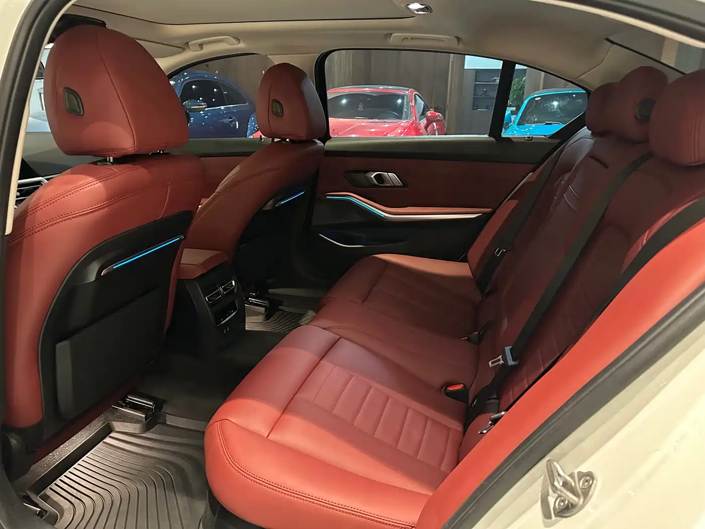 BMW 3 Series 2021 325Li M Sport Package фото 8
