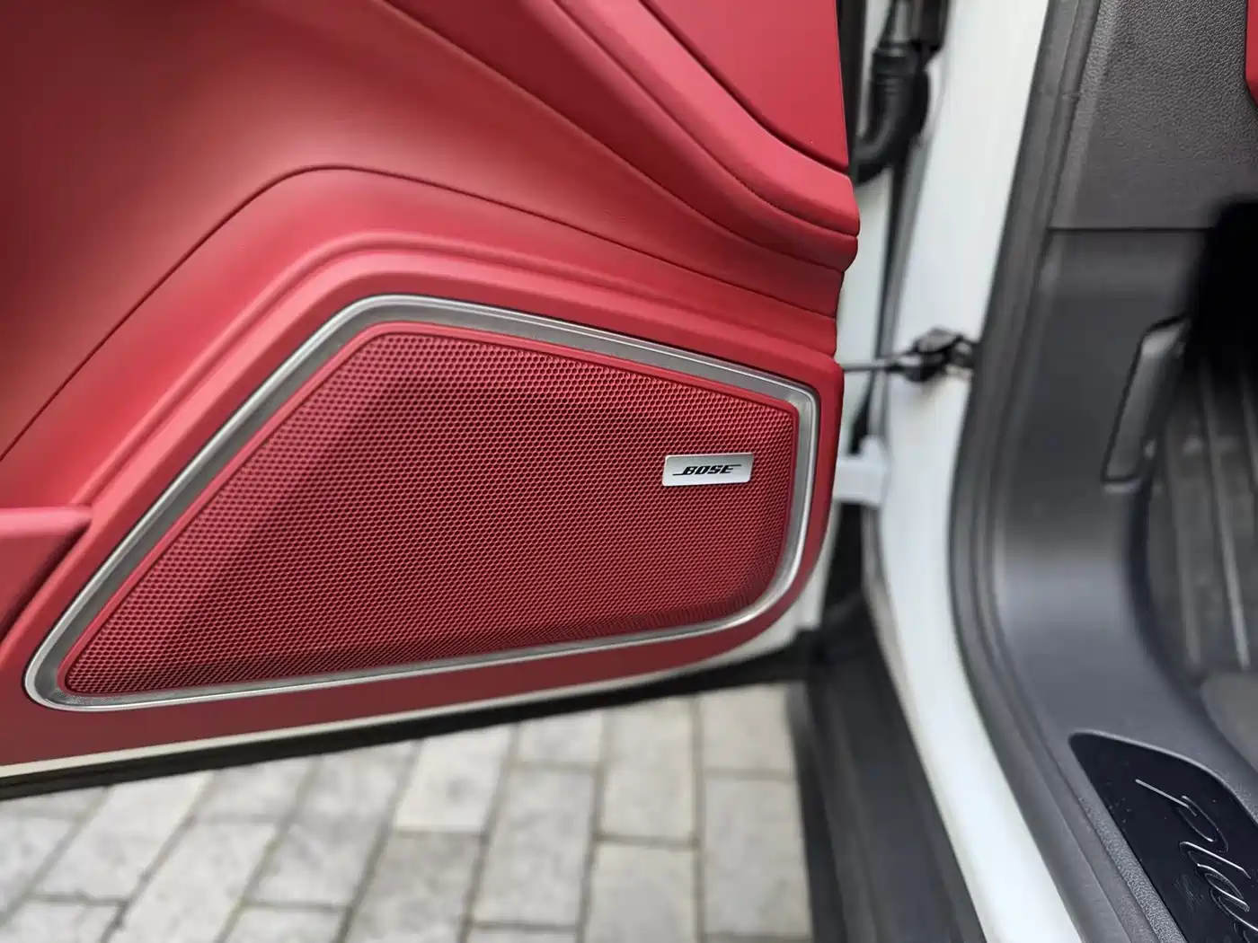 Porsche Panamera 2023 Panamera 2.9T Platinum Edition фото 8