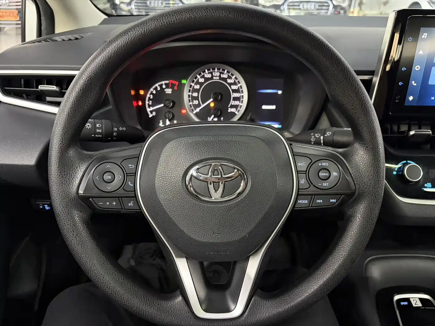 Toyota Corolla 2021 TNGA 1.5L CVT Elite Edition фото 16