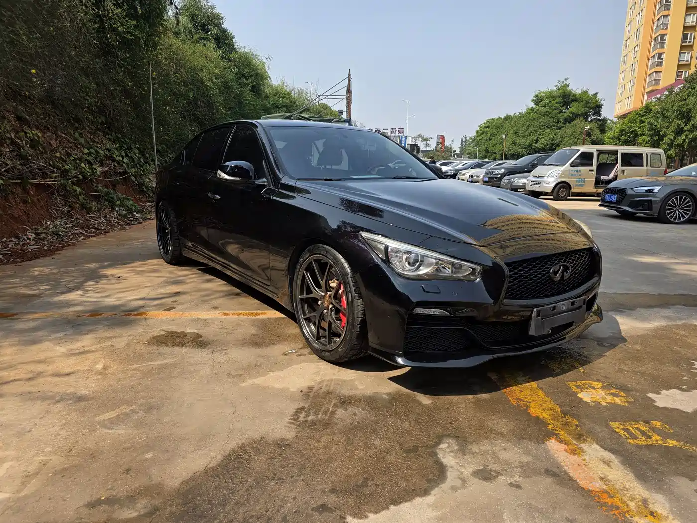 Infiniti Q50L 2015 2.0T Enjoyment Edition фото 3