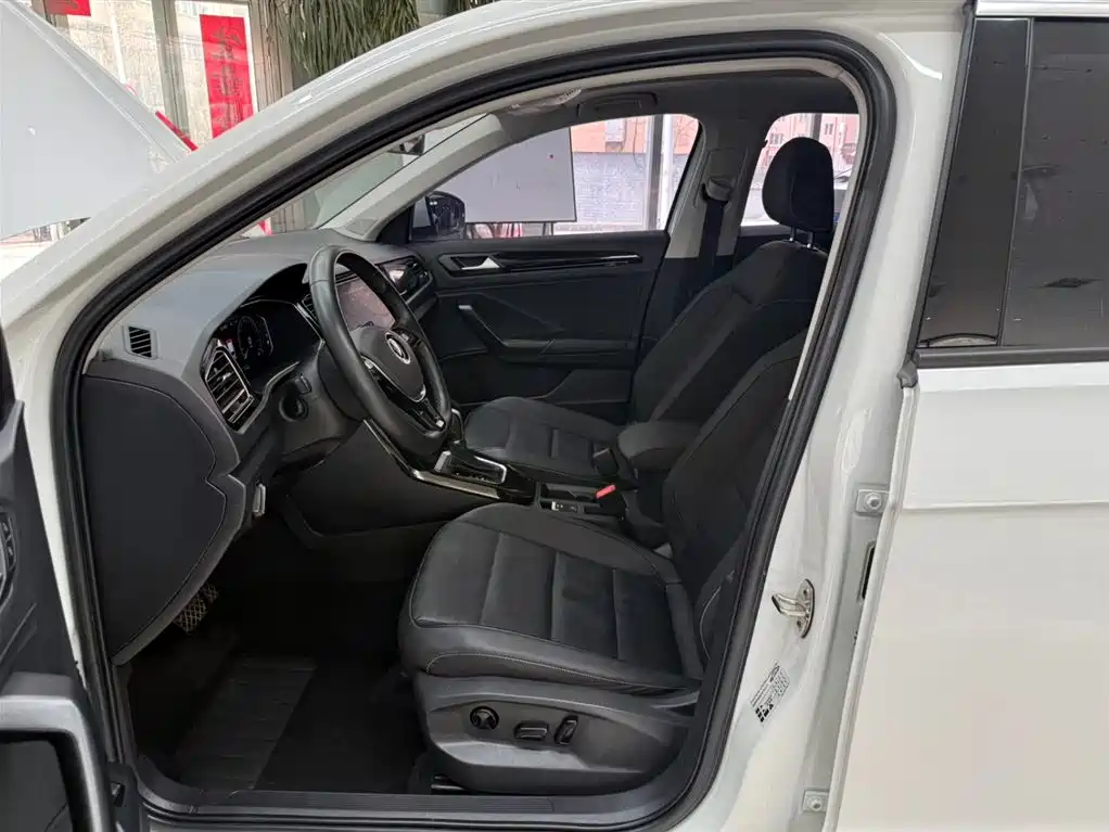 Volkswagen T-ROC 2022 280TSI DSG 2WD Comfort PLUS фото 16