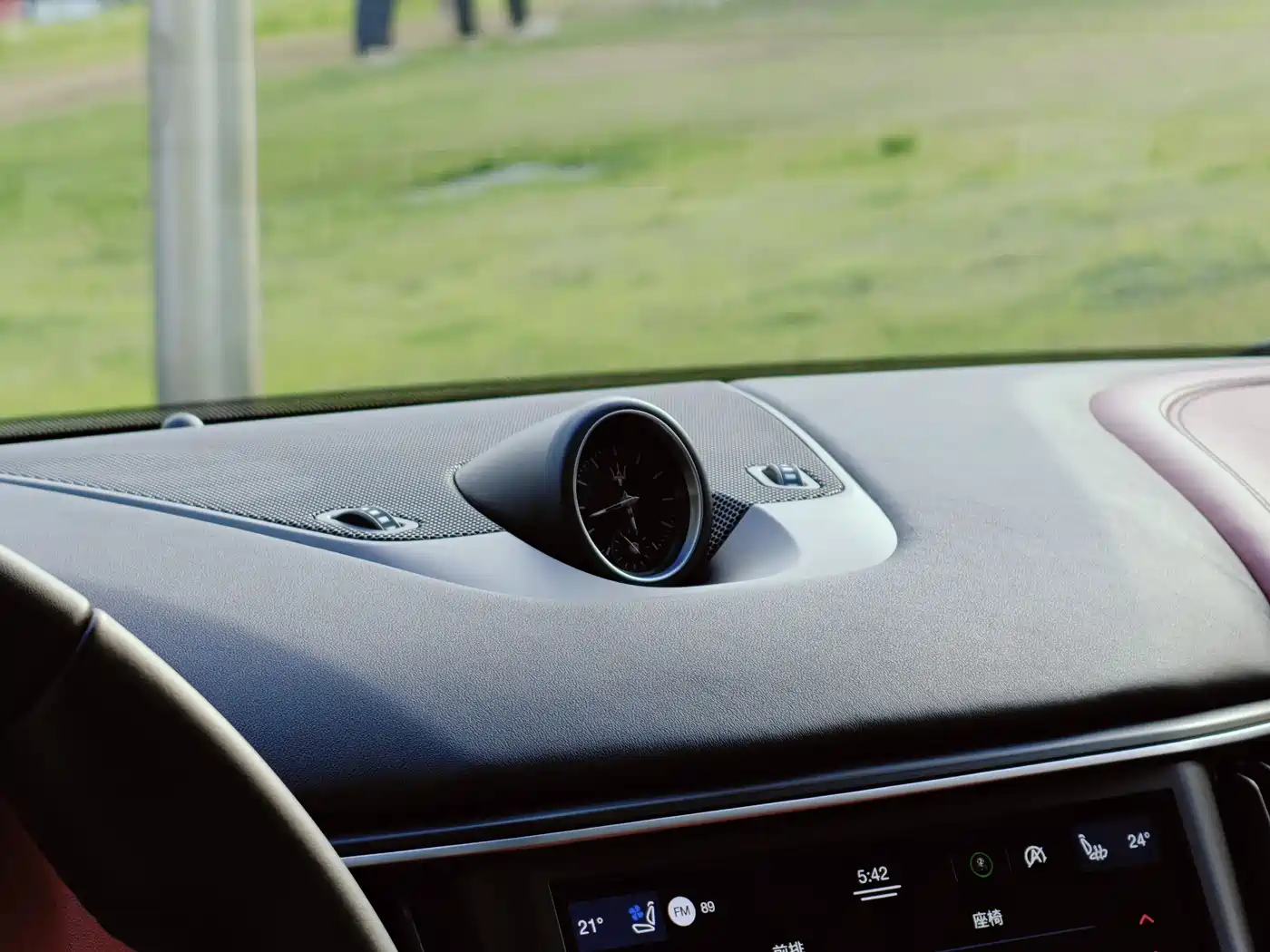 Maserati Levante 2021 3.0T Luxury Edition фото 14