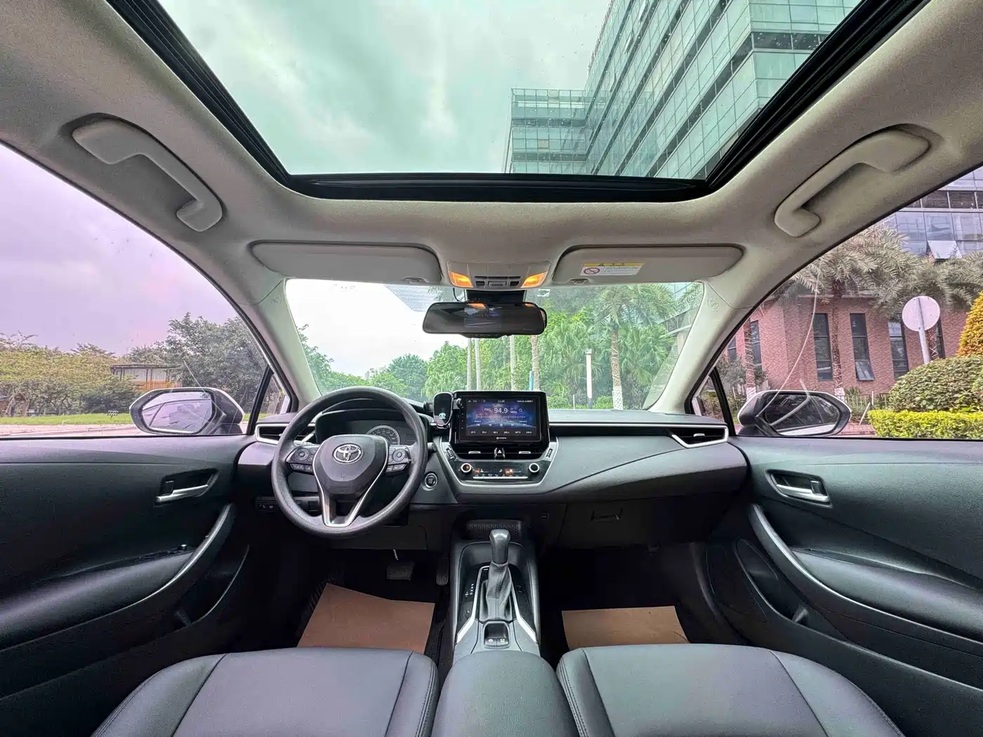 Toyota Corolla 2019 1.2T S-CVT GL-i Elite Edition фото 8