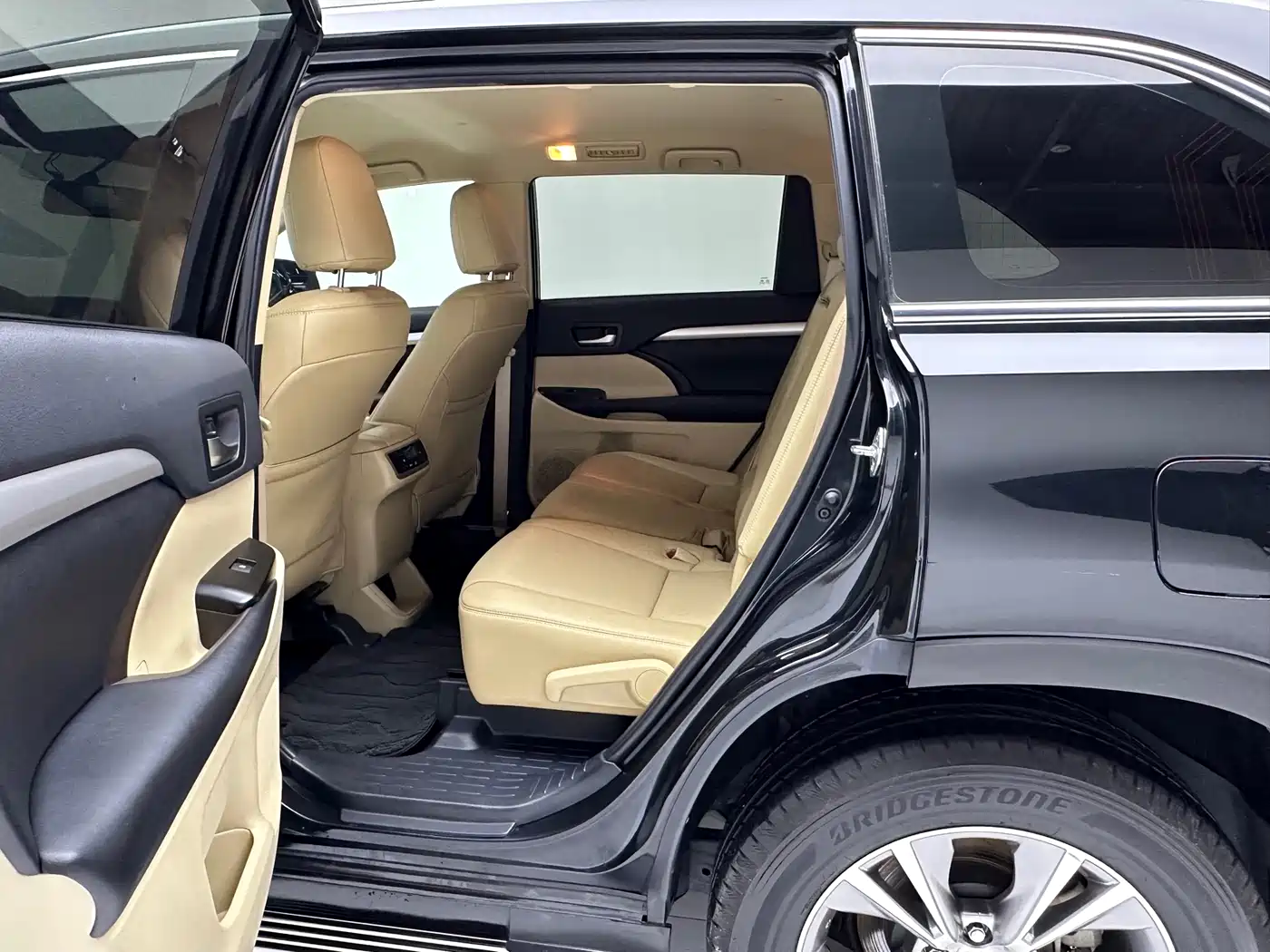 Toyota Highlander 2018 2.0T 2WD Elite 5-Seater China VI фото 8