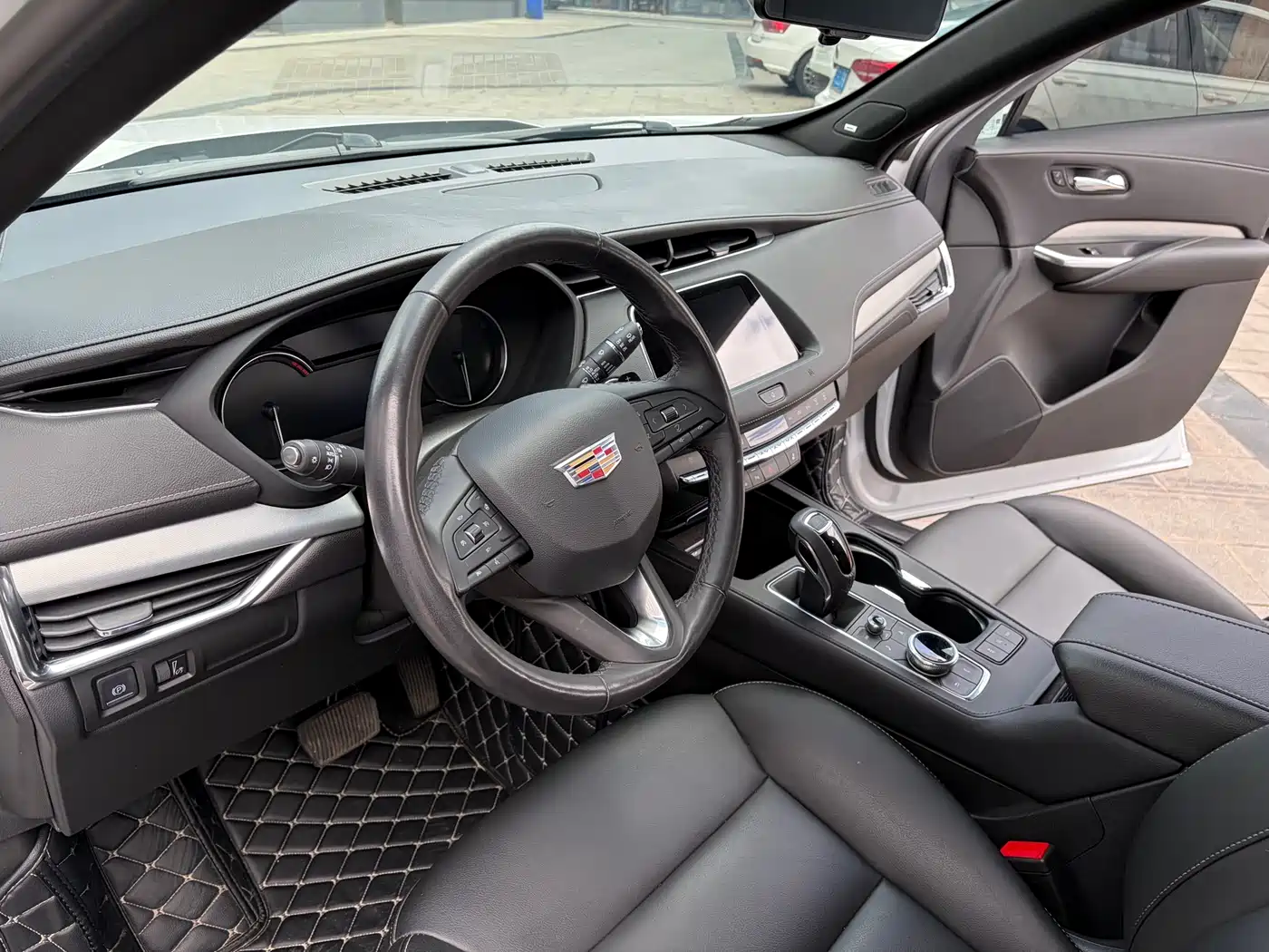 Cadillac XT4 2018 28T FWD Leading Edition фото 20