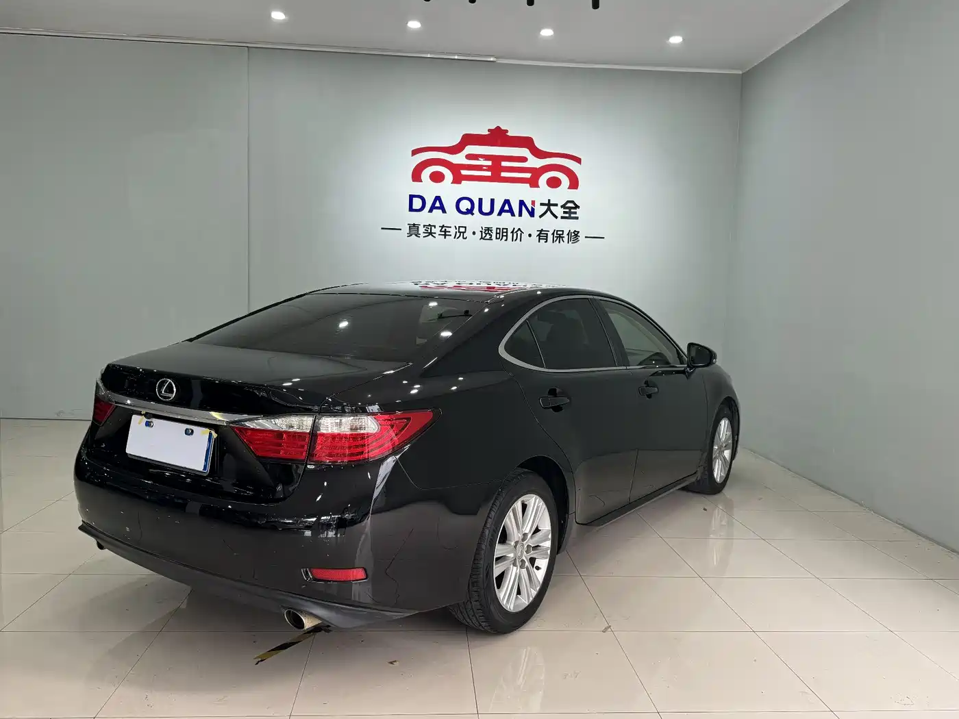 Lexus ES 2013 250 Elite Edition фото 3