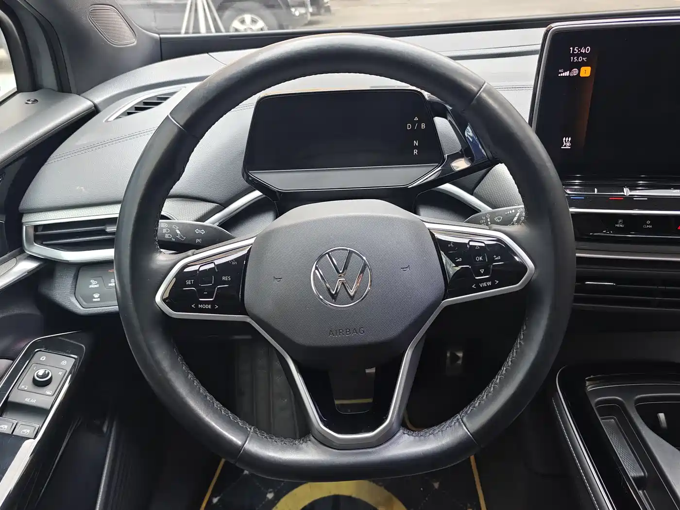 VOLKSWAGEN ID.4 CROZZ