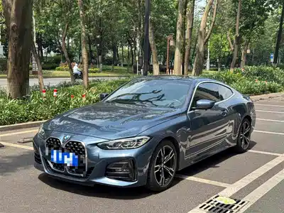 BMW 4
