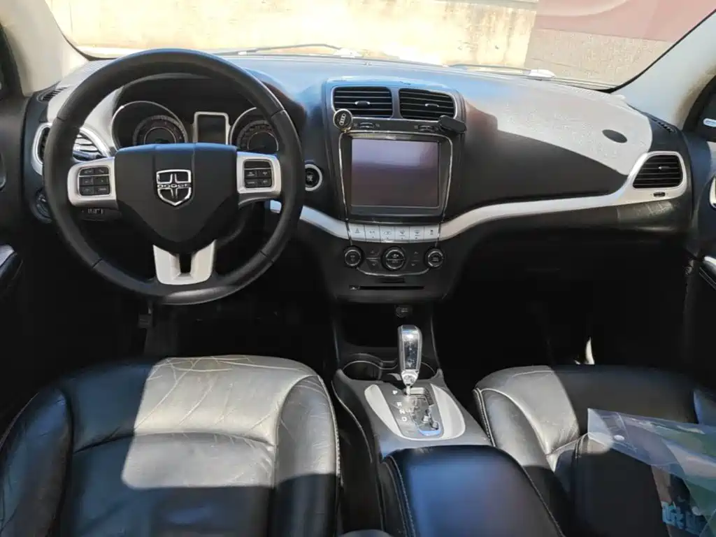 Dodge Journey 2016 2013 Model 2.4L 2WD Premium Edition