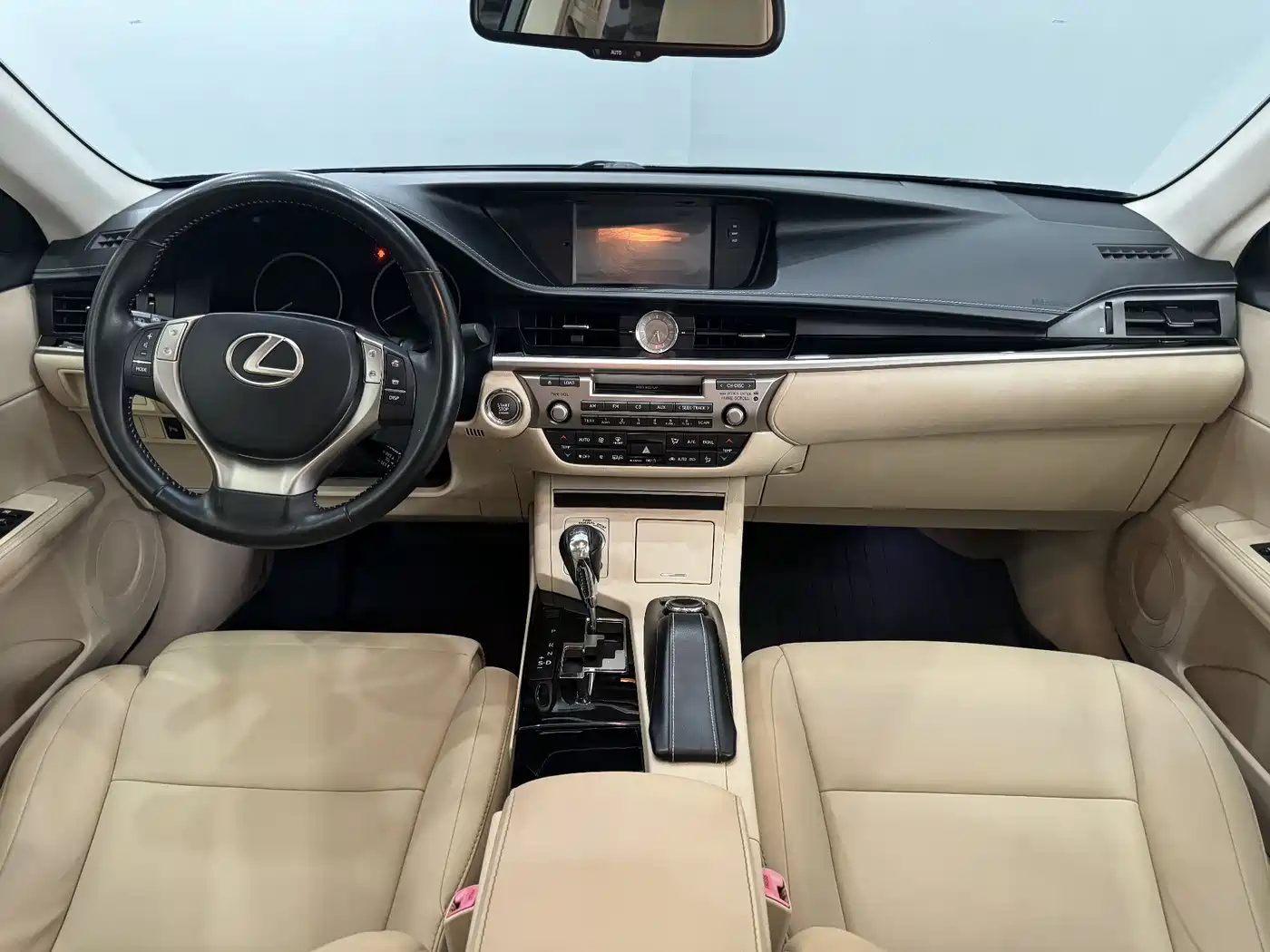 Lexus ES 2013 250 Elite Edition фото 10