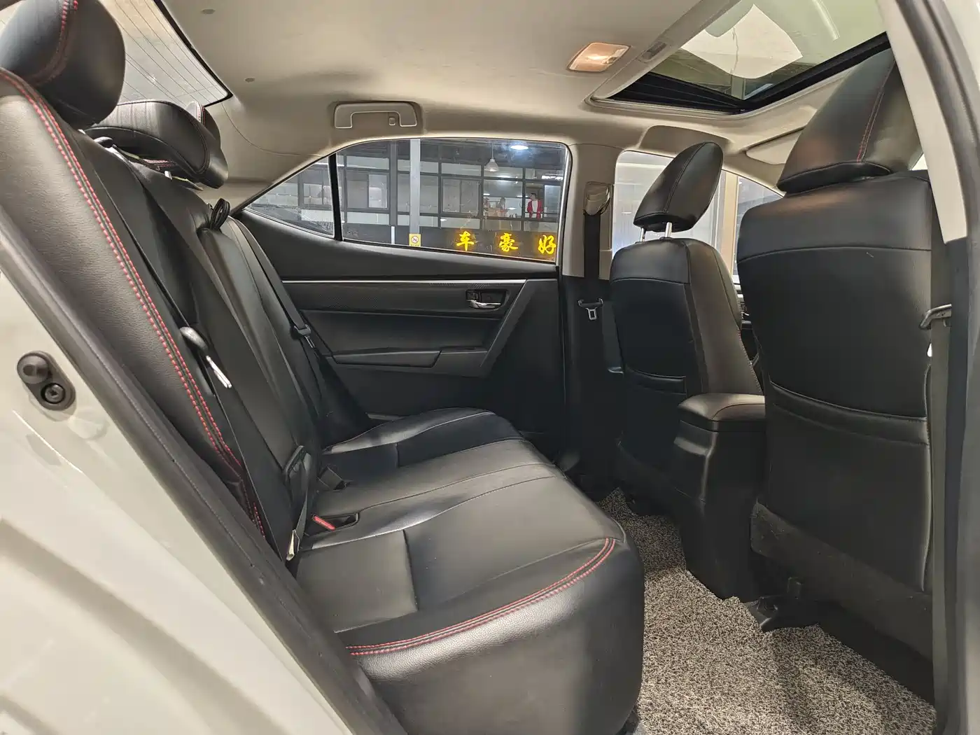 Toyota Levin 2018 185T CVT Luxury Edition фото 28
