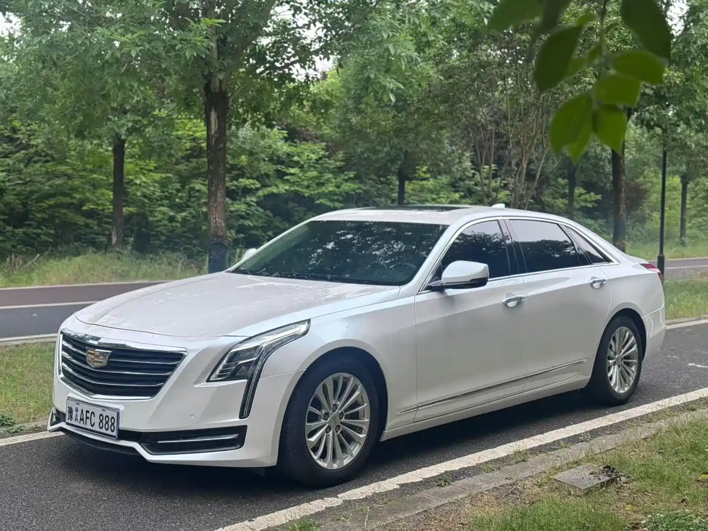 Cadillac CT6 2017 28T Fashion