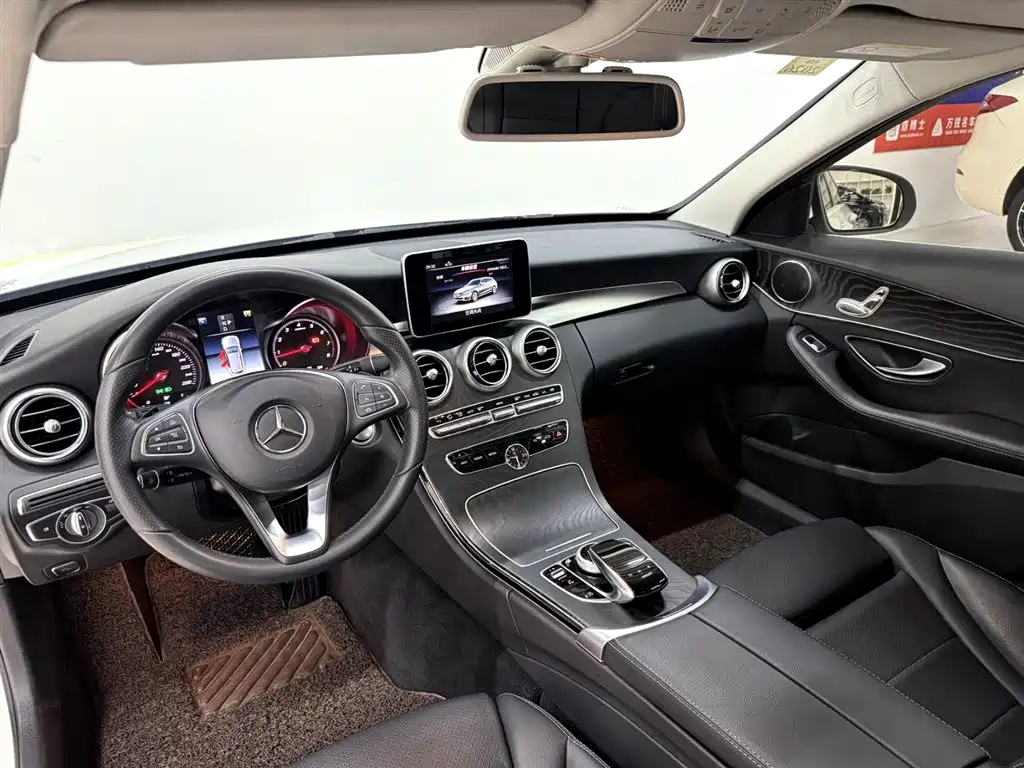 Mercedes-Benz C-Class (Import) 2018 C 200 Estate фото 17