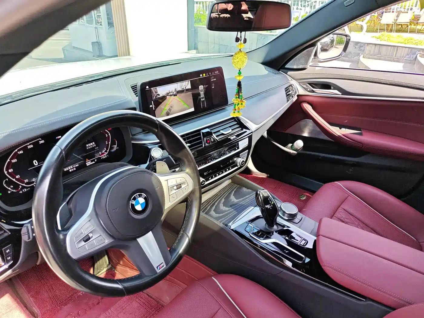BMW 5 Series 2023 530Li xDrive M Sport Package фото 12