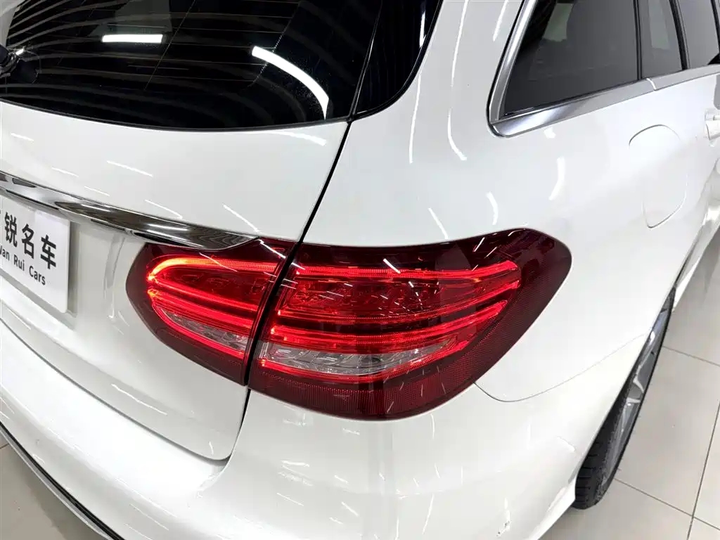Mercedes-Benz C-Class (Import) 2018 C 200 Estate фото 7