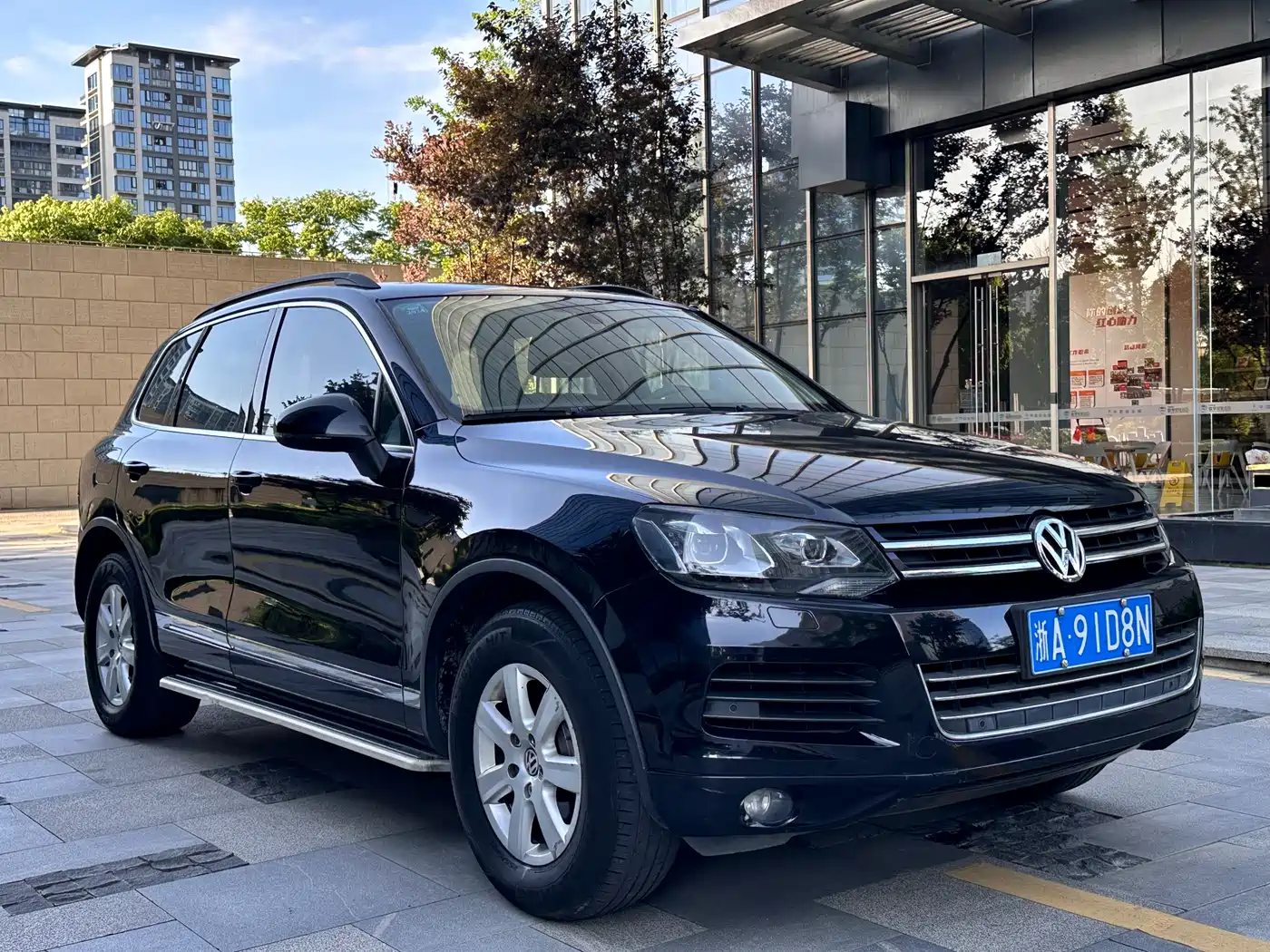 Volkswagen Touareg 2011 3.0TSI Standard фото 3
