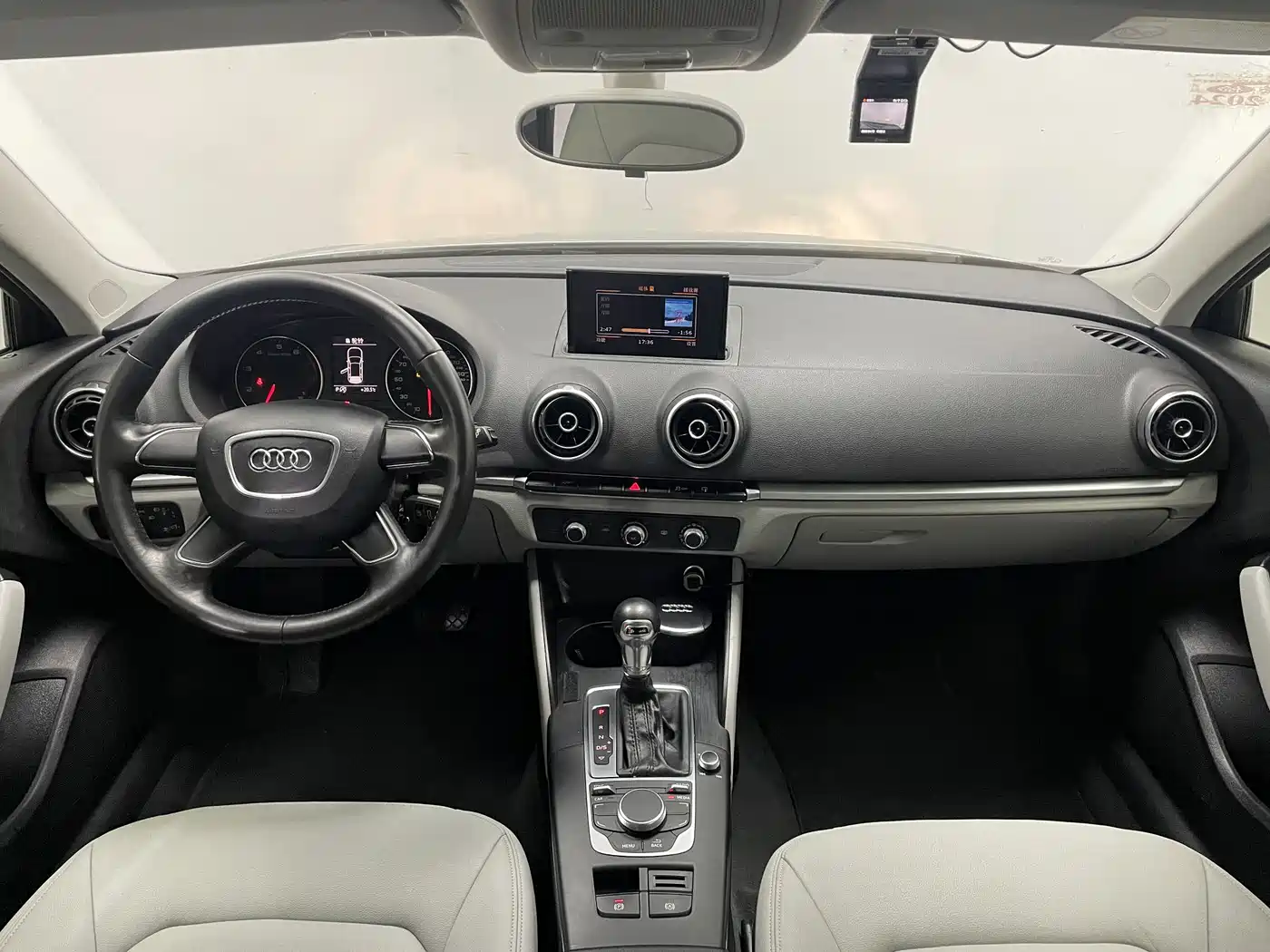 Audi A3 2014 Sportback 35 TFSI Automatic Progressive фото 12