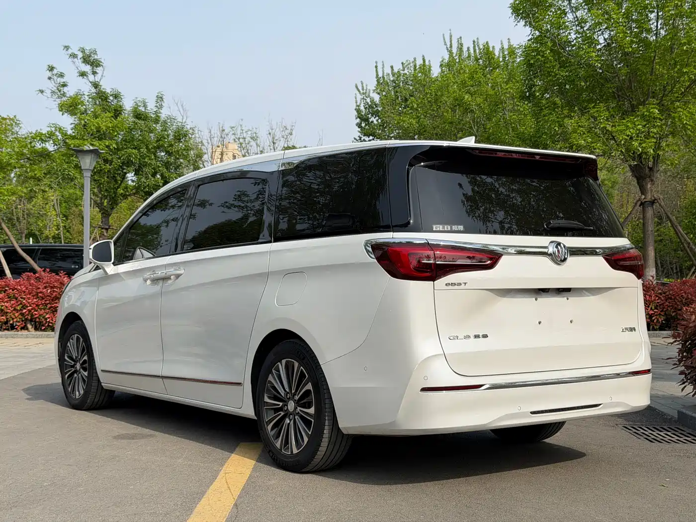 Buick GL8 2021 ES Landlord 653T Flagship фото 27