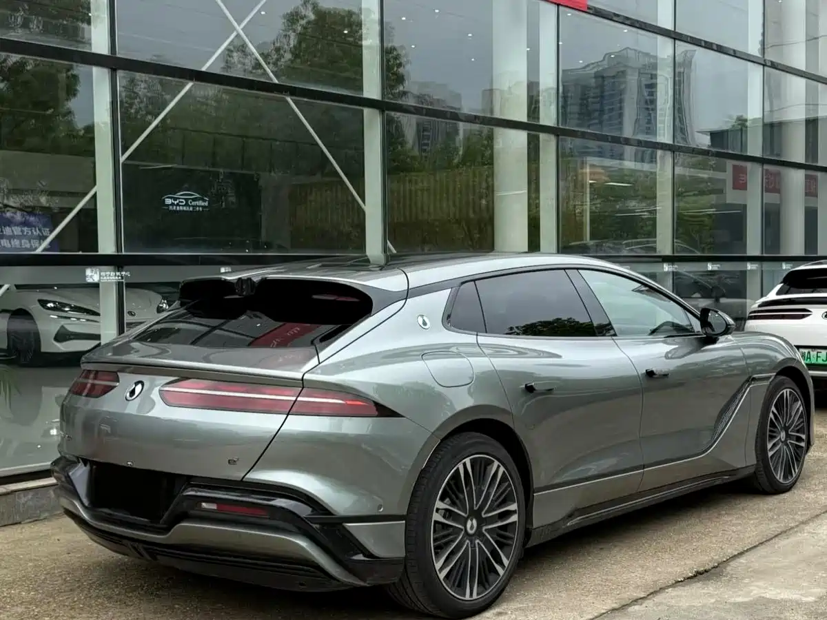 Denza Z9GT 2024 1100 AWD Ultra Edition фото 9