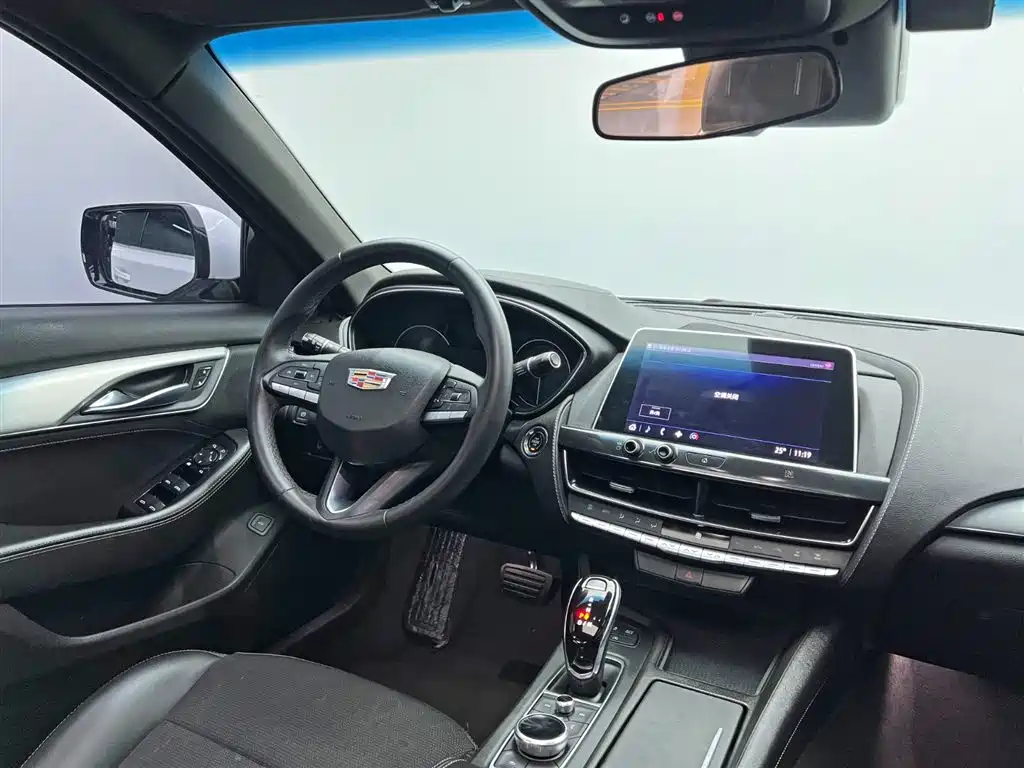 Cadillac CT5 2021 28T Style Edition фото 23
