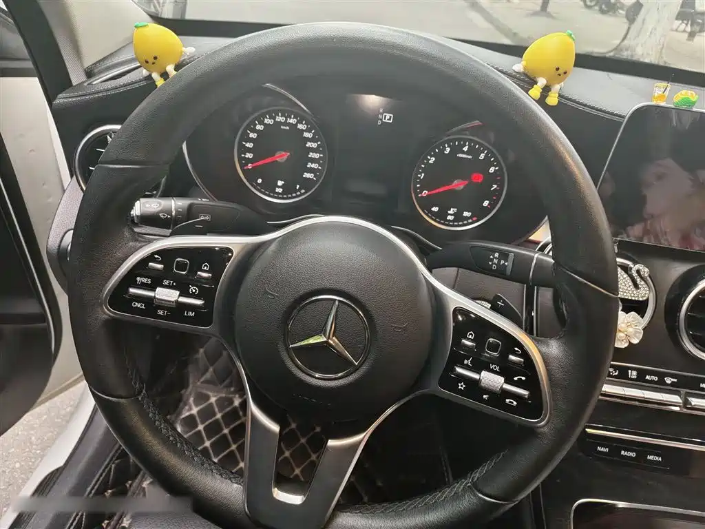 Mercedes-Benz C-Class 2019 C 180 L Fashion Edition фото 4