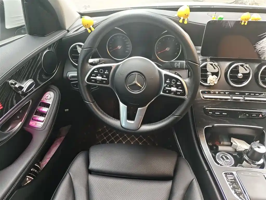 Mercedes-Benz C-Class 2019 C 180 L Fashion Edition фото 3
