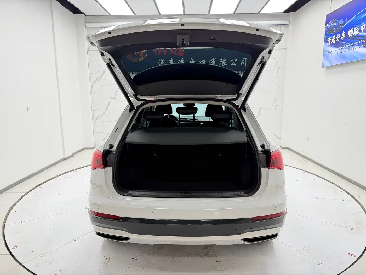 Audi Q3 2023 35 TFSI Fashion Dynamic (1.4T) фото 9