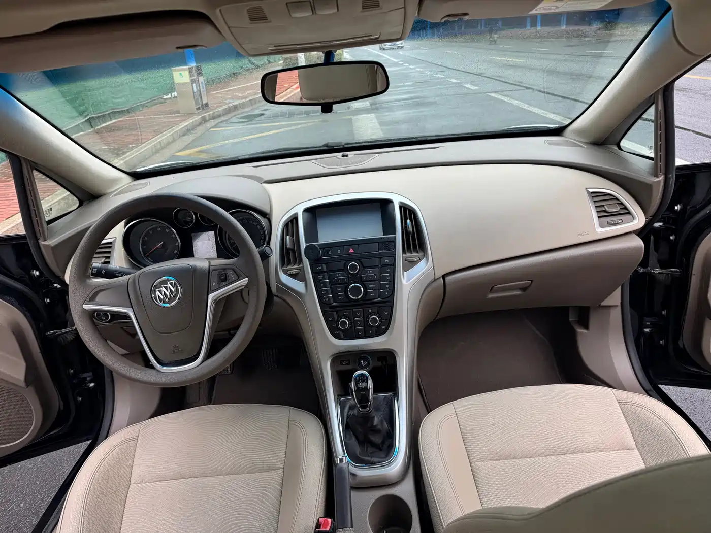 Buick Excelle 2013 Model GT 1.6L Manual Progressive фото 11