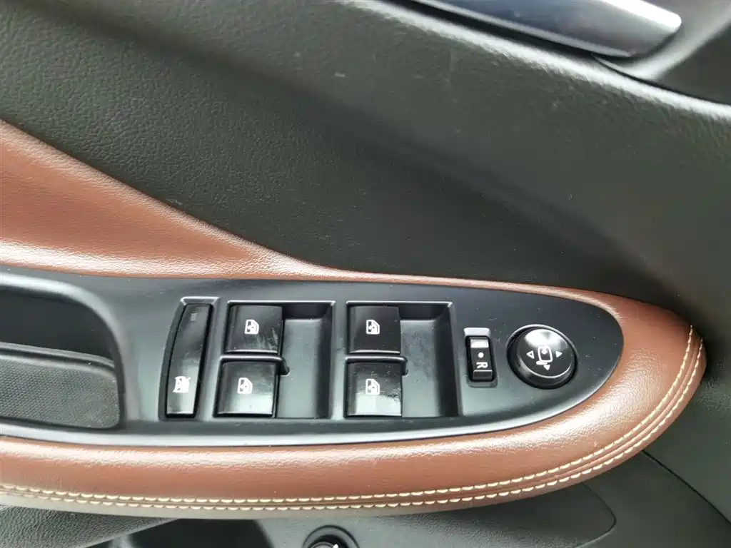 Buick Envision Plus 2019 28T AWD Elite Model China VI фото 9