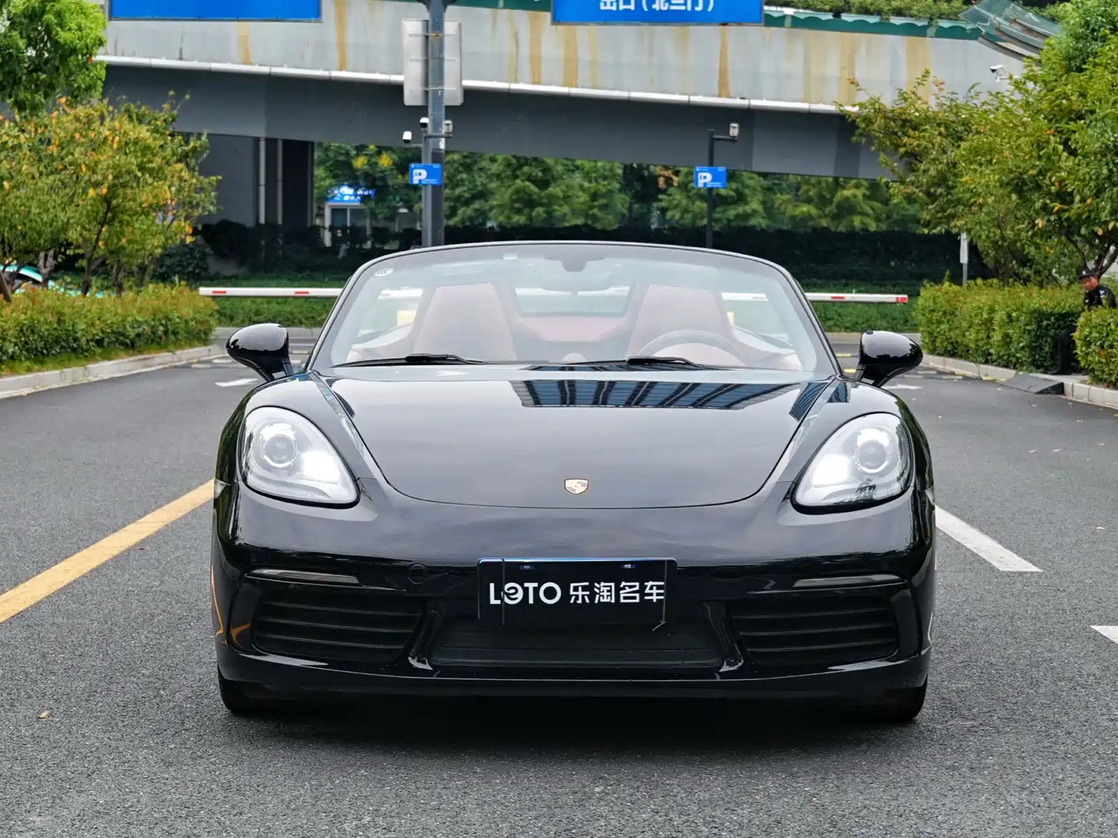 Фото 2 - Porsche 718