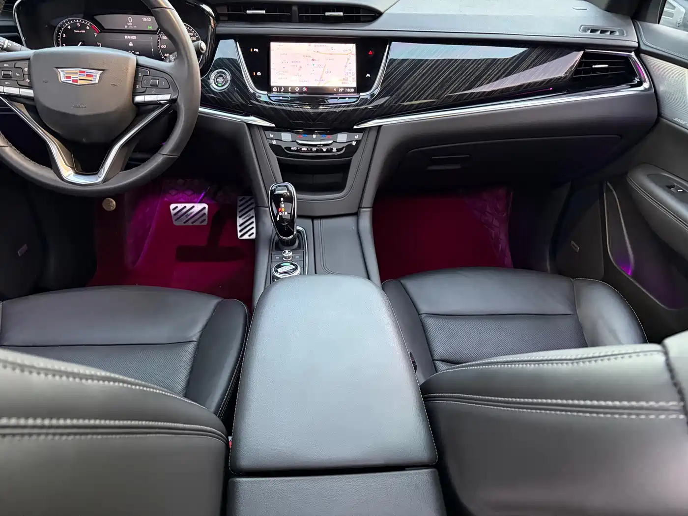 Cadillac XT6 2022 2.0T 6-Seater 4WD Luxury Edition фото 10