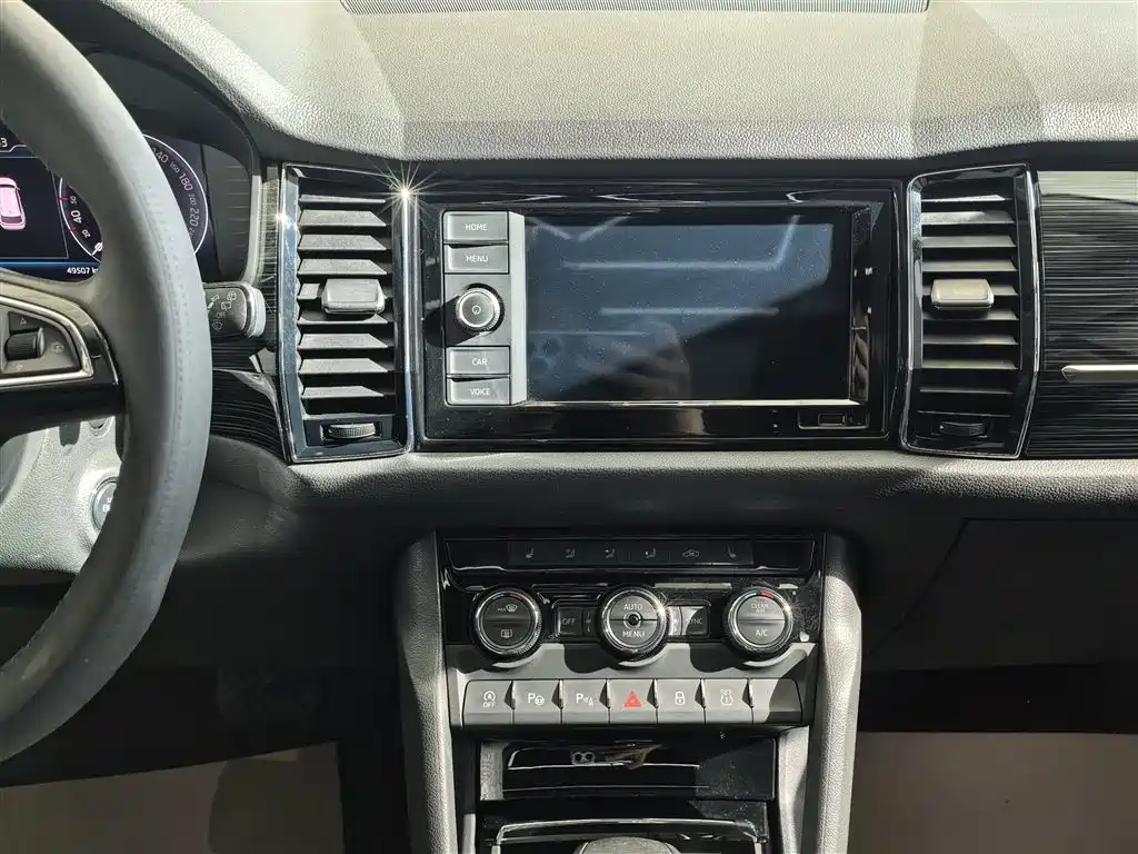 Škoda Kodiaq 2019 Facelift TSI330 5-Seater 2WD Luxury Premium Edition China VI фото 11