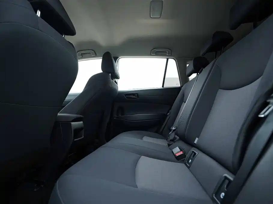 Toyota Frontlander 2024 2.0L CVT Elite Edition фото 18