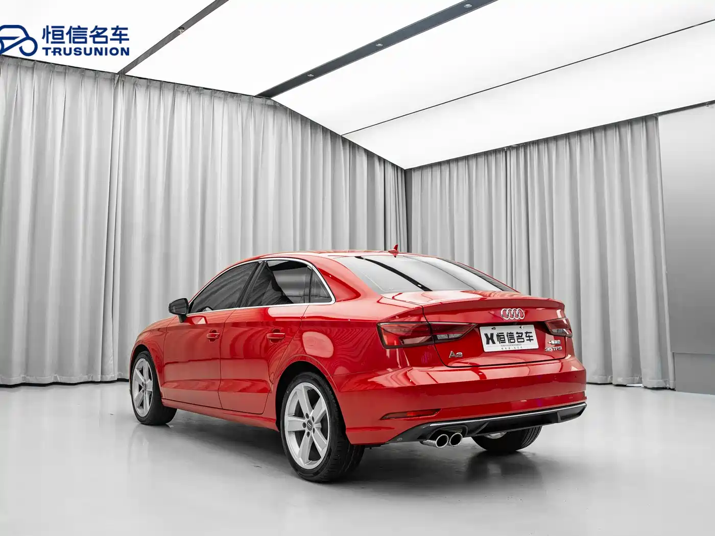 Audi A3 2018 30th Anniversary Limousine 35 TFSI Style фото 4