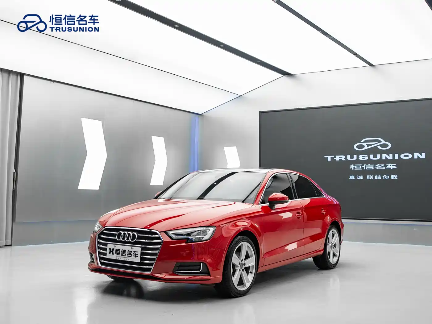 Audi A3 2018 30th Anniversary Limousine 35 TFSI Style фото 3