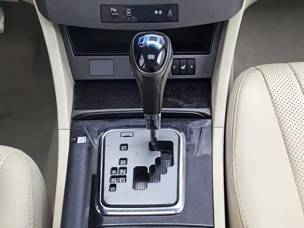 BYD G6 2013 2013 1.5TID Automatic Prestige