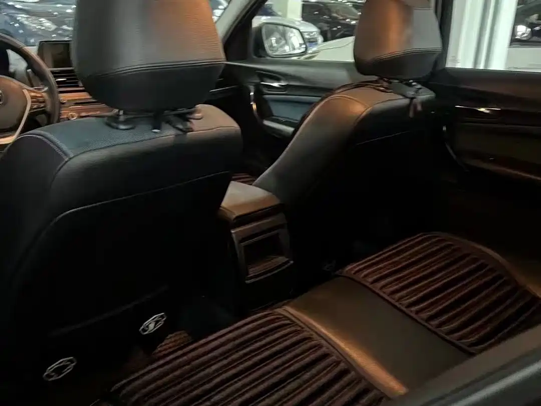 BMW 1 Series (Import) 2012 116i Urban Edition фото 4