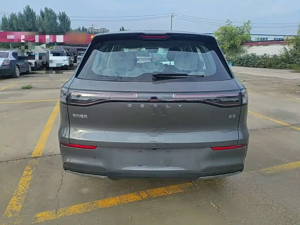 Geely Galaxy Galaxy E5 2026 2026 530km Voyager Edition