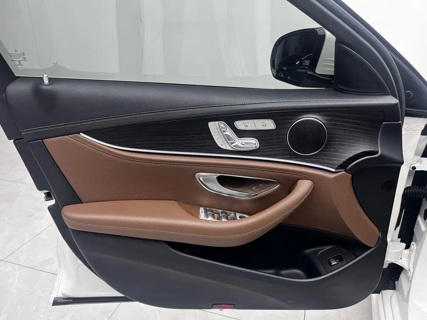 Mercedes-Benz E-Class 2020 Facelift E 300 L Sport Fashion фото 18