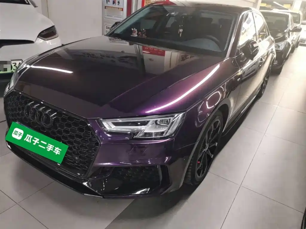 Audi A4L 2018 30th Anniversary 40 TFSI Fashion