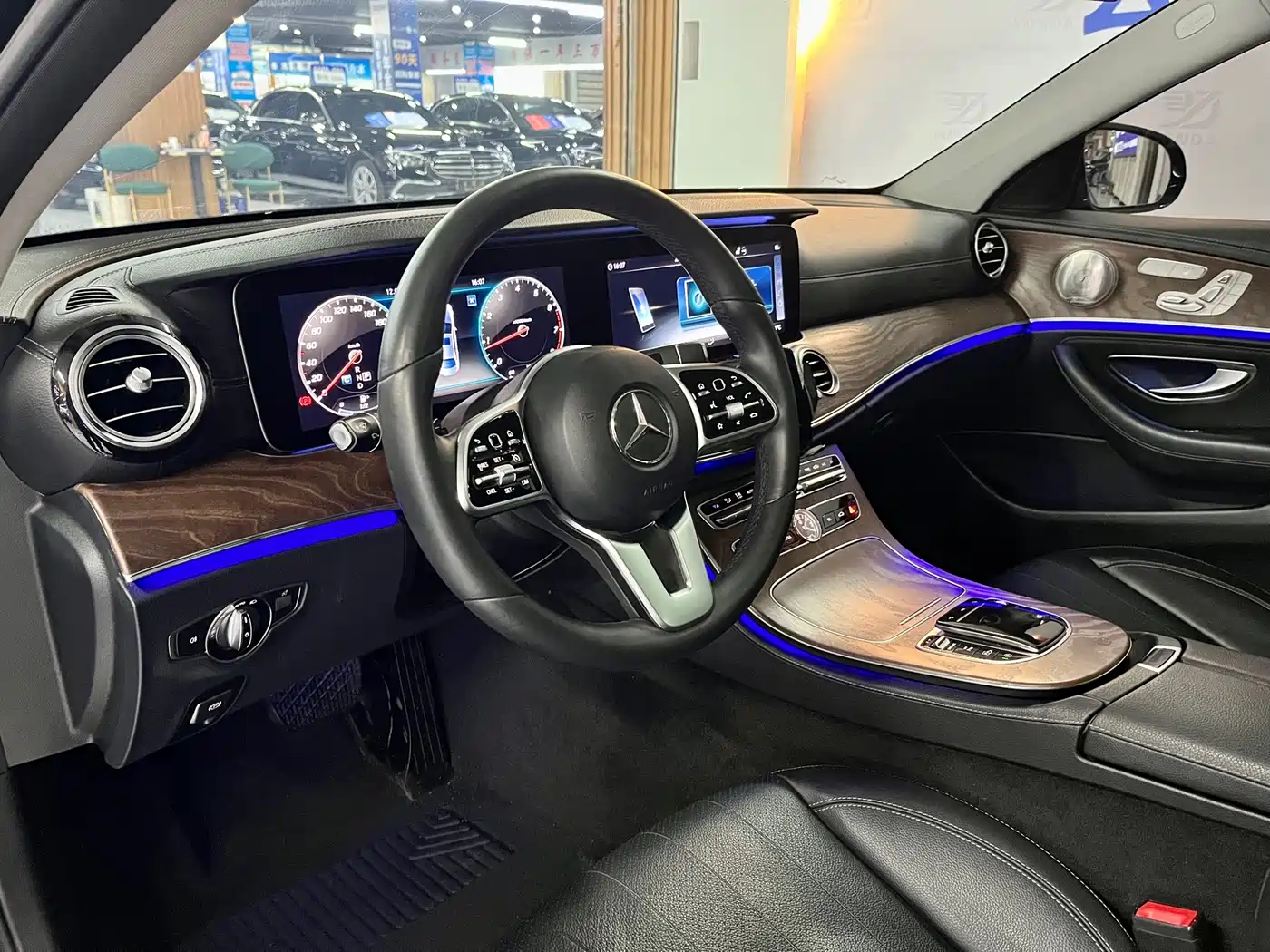 Mercedes-Benz E-Class 2019 E 300 L Fashion фото 8