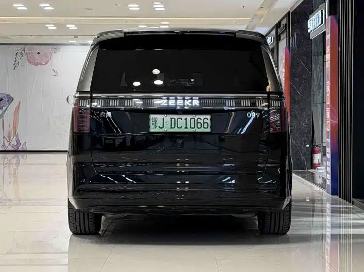 ZEEKR EXTREME KRYPTON 009