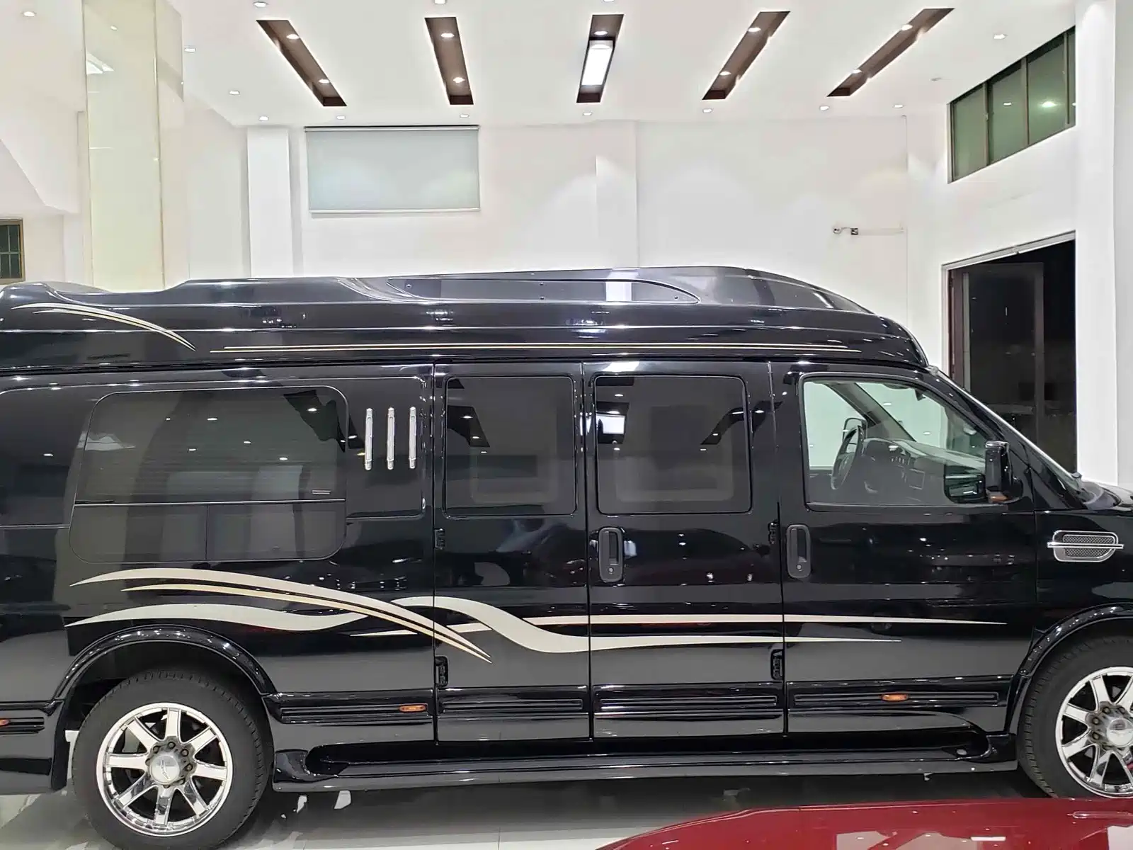 Фото 14 - GMC Savana
