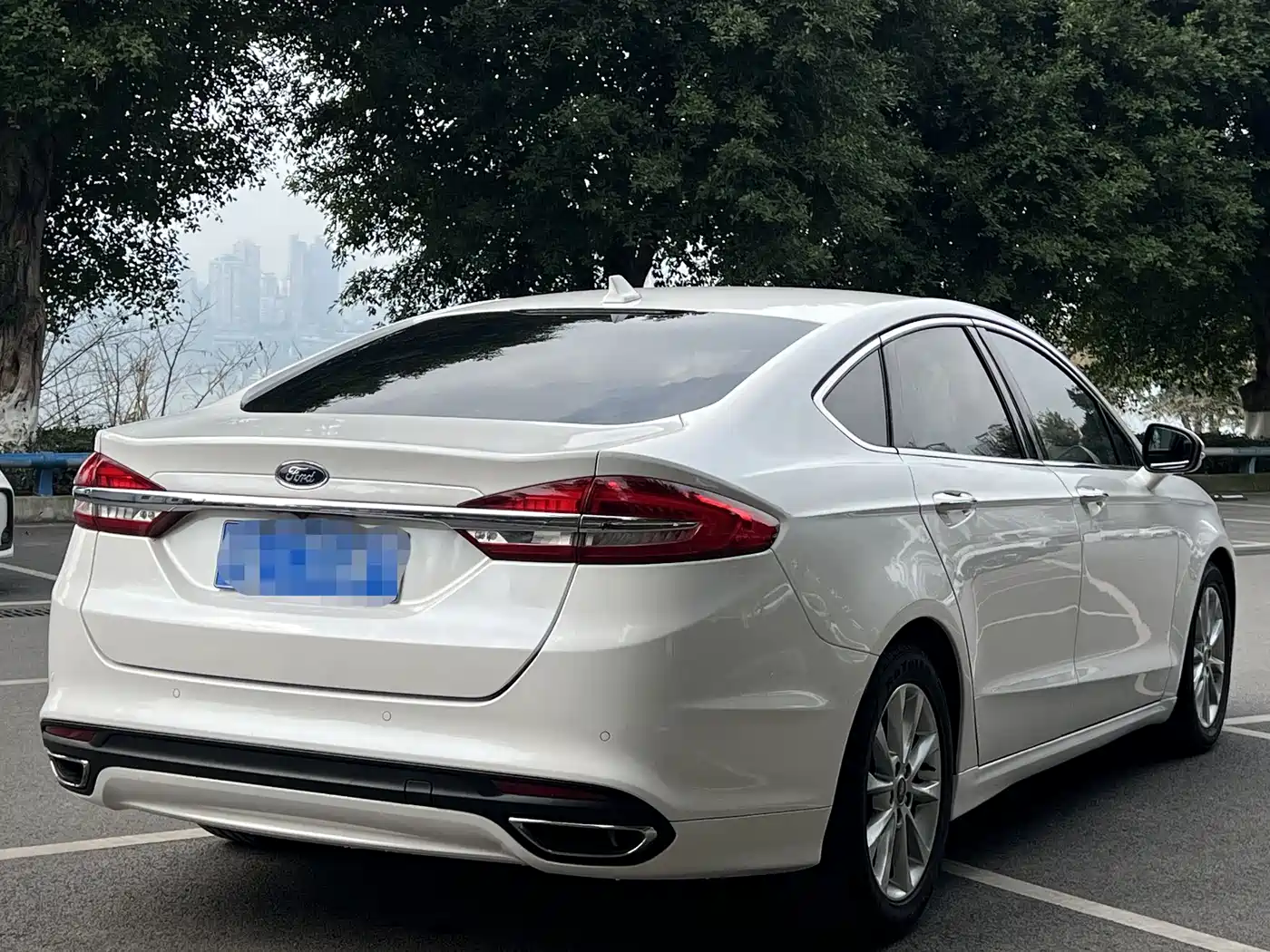 FORD MONDEO