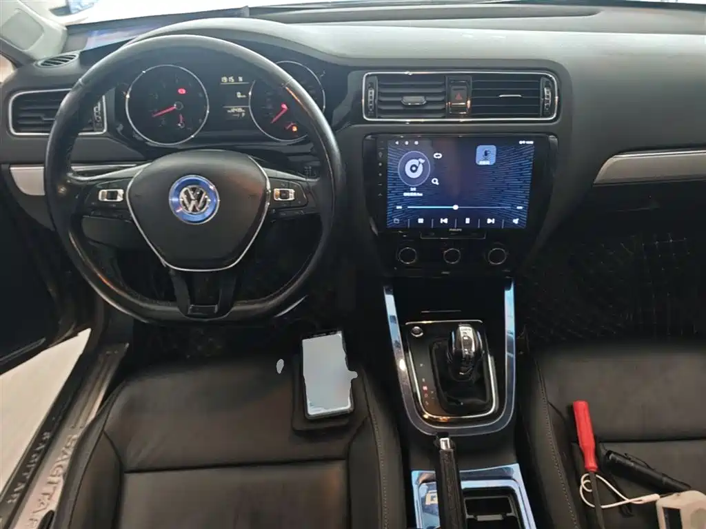 Volkswagen Sagitar 2017 230TSI Automatic Comfort фото 10