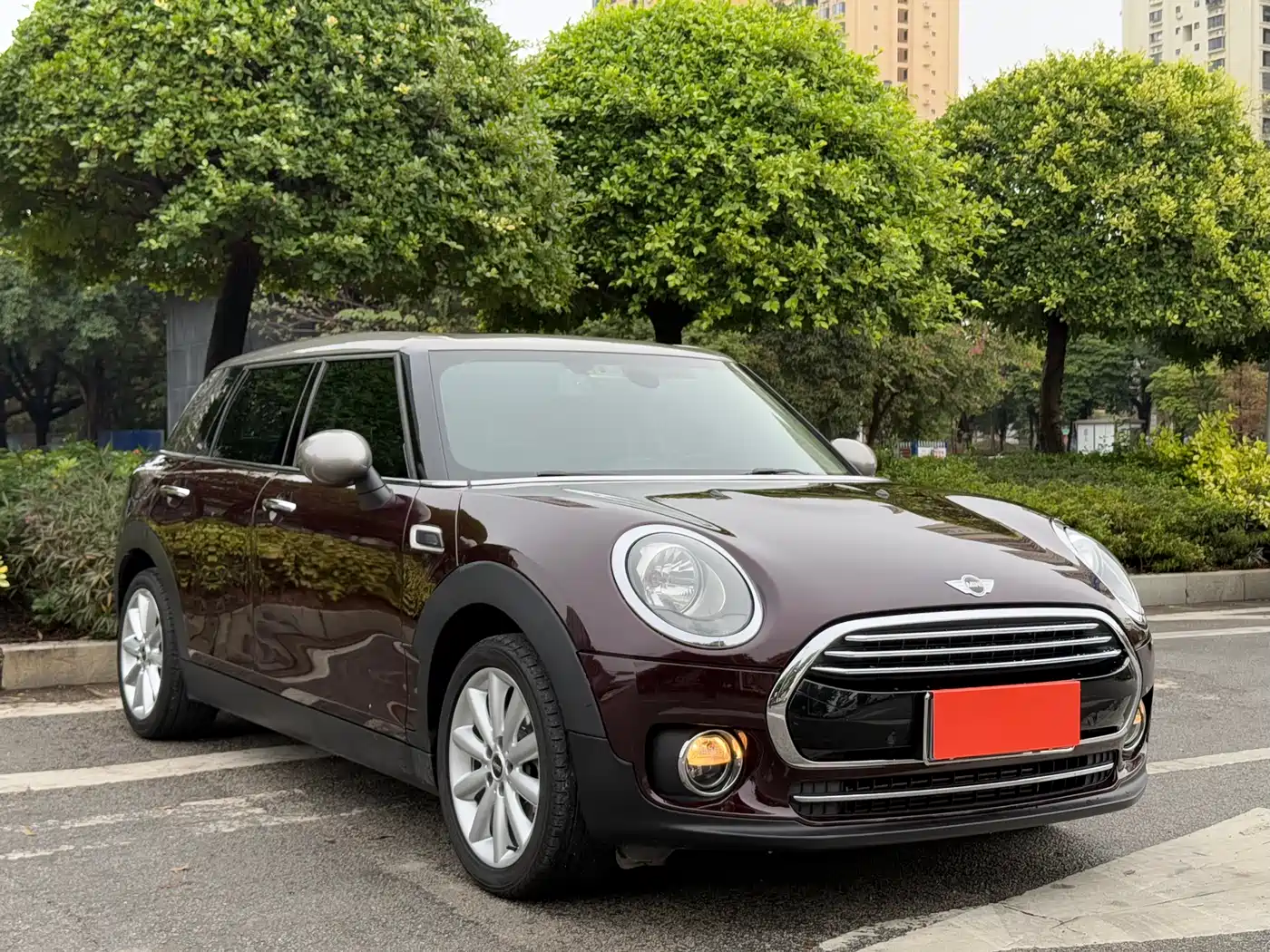 MINI CLUBMAN